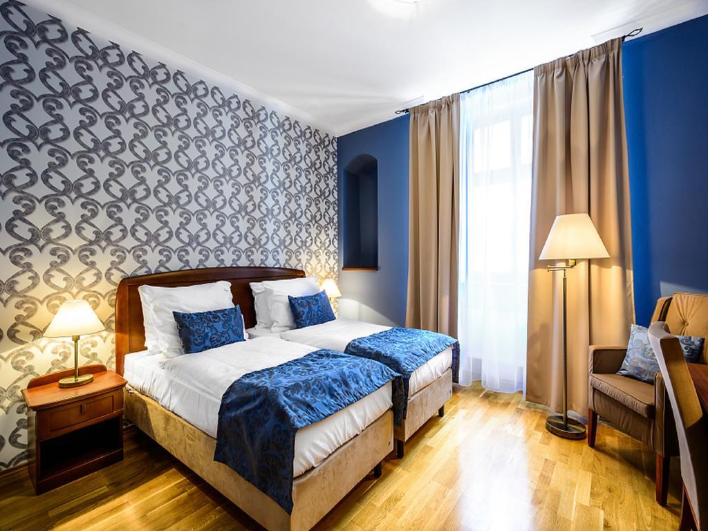 Alexander Hotel Stribro Room photo