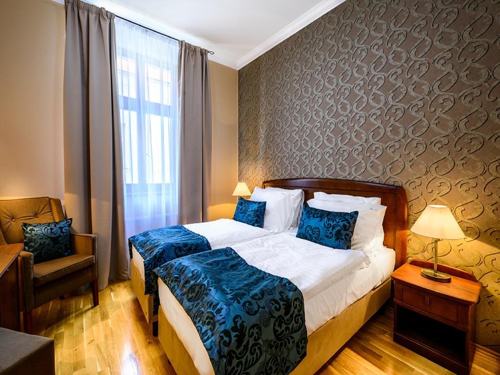 Alexander Hotel Stribro Exterior photo
